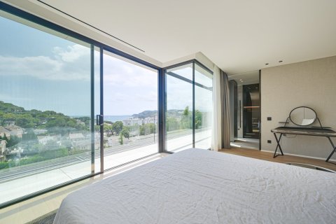 Villa for sale in Lloret de Mar, Girona, Spain 4 bedrooms, 500 sq.m. No. 180617 - photo 23