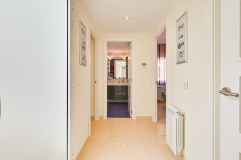 Villa for sale in Lloret de Mar, Girona, Spain 4 bedrooms, 224 sq.m. No. 180618 - photo 17