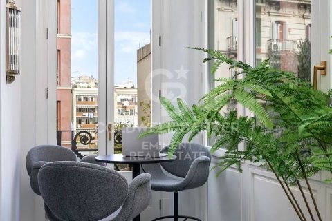 Apartment à vendre à Barcelona, Espagne, 3 chambres, 199 m2 No. 178989 - photo 12