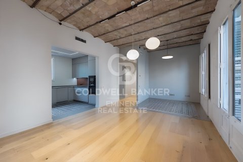 Apartment à vendre à Barcelona, Espagne, 4 chambres, 129 m2 No. 178985 - photo 4