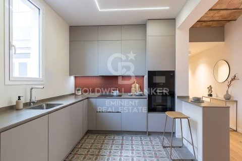 Apartment à vendre à Barcelona, Espagne, 4 chambres, 129 m2 No. 178985 - photo 8