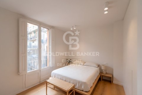 Apartment à vendre à Barcelona, Espagne, 4 chambres, 129 m2 No. 178985 - photo 15