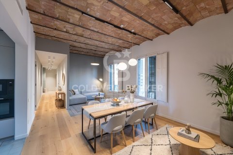 Apartment à vendre à Barcelona, Espagne, 4 chambres, 129 m2 No. 178985 - photo 3