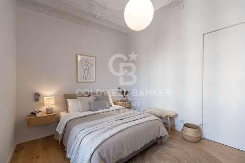 Apartment à vendre à Barcelona, Espagne, 4 chambres, 129 m2 No. 178985 - photo 18
