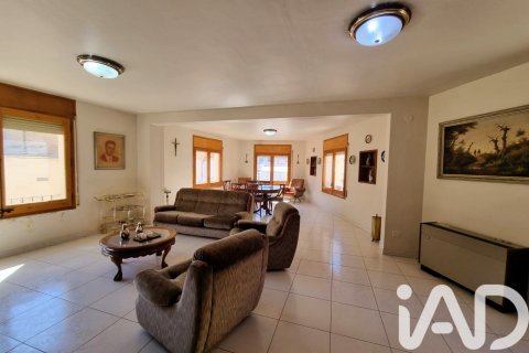 Villa en venta en Ginestar, Tarragona, España 3 dormitorios, 384 m2 No. 185101 - foto 9