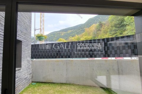 Huoneisto vuokrattavana Principado De Andorra (Ninguna Poblacion Tiene C.P.), Lleida, Espanja, 2 makuuhuonetta, 85 m2 No. 156702 - kuva 9