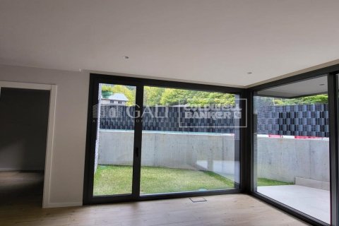 Huoneisto vuokrattavana Principado De Andorra (Ninguna Poblacion Tiene C.P.), Lleida, Espanja, 2 makuuhuonetta, 85 m2 No. 156702 - kuva 8