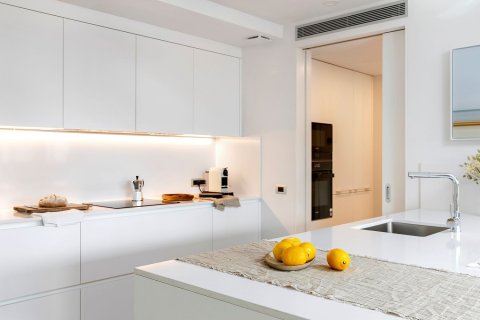 Apartament w Barcelona, Hiszpania 4 sypialnie, 185 mkw. nr 186998 – zdjęcie 9
