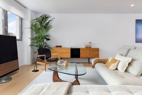 Apartament w Barcelona, Hiszpania 4 sypialnie, 185 mkw. nr 186998 – zdjęcie 10