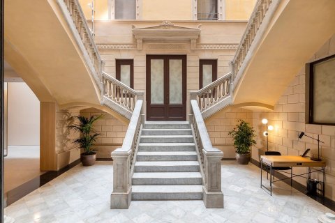 Apartament w Barcelona, Hiszpania 4 sypialnie, 185 mkw. nr 186998 – zdjęcie 20
