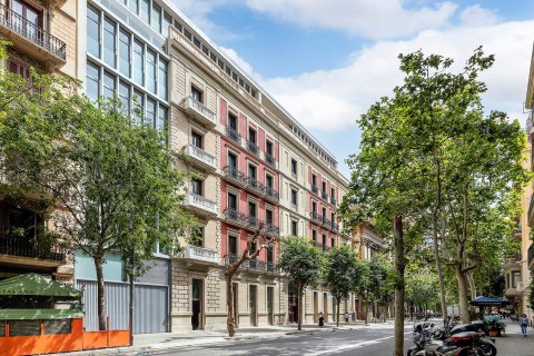 Apartament w Barcelona, Hiszpania 4 sypialnie, 185 mkw. nr 186998 – zdjęcie 23