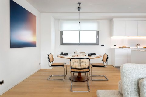 Apartament w Barcelona, Hiszpania 4 sypialnie, 185 mkw. nr 186998 – zdjęcie 11