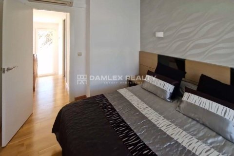 Radhus till salu i Platja D'aro, Girona, Spanien 3 sovrum, 127 kvm. Nr. 187001 - foto 14