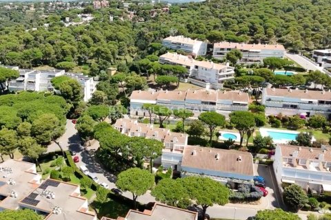 Radhus till salu i Platja D'aro, Girona, Spanien 3 sovrum, 127 kvm. Nr. 187001 - foto 3