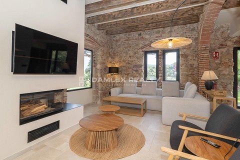 Villa for sale in Santa Cristina d'Aro, Girona, Spain 10 bedrooms, 857 sq.m. No. 186999 - photo 24