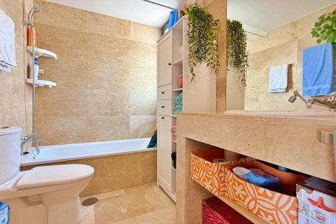 Apartment for sale in Dehesa De Campoamor, Alicante, Spain 2 bedrooms, 87 sq.m. No. 148554 - photo 21