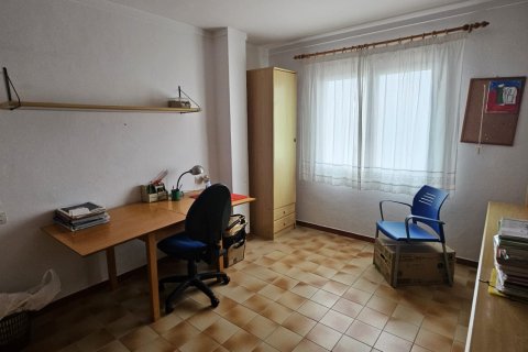 Apartment for rent in Port De Pollenca, Mallorca, Spain 3 bedrooms, 106 sq.m. No. 143601 - photo 9