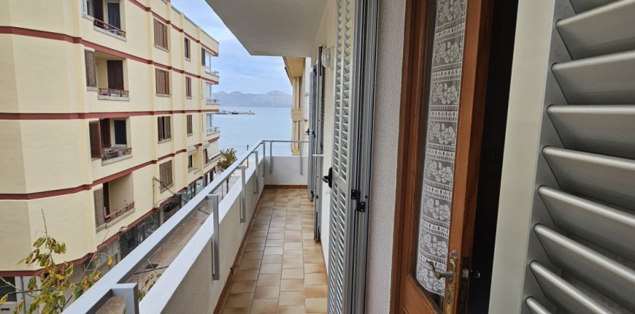 Apartment in Port De Pollenca, Mallorca, Spain 3 bedrooms, 106 sq.m. No. 143601