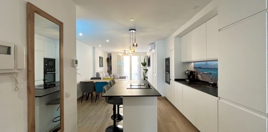 Apartment in Port D'alcudia, Mallorca, Spain 3 bedrooms, 93 sq.m. No. 143598