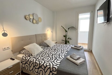 Apartment for rent in Port D'alcudia, Mallorca, Spain 3 bedrooms, 93 sq.m. No. 143598 - photo 11