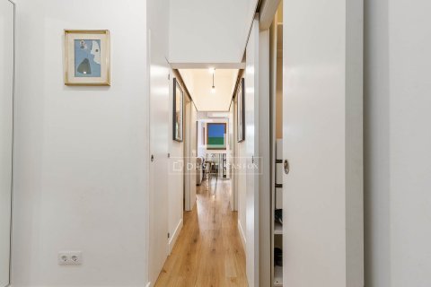 Аренда квартиры в Барселона, Испания 2 спальни, 60м2 №168303 - фото 20