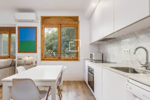 Аренда квартиры в Барселона, Испания 2 спальни, 60м2 №168303 - фото 10
