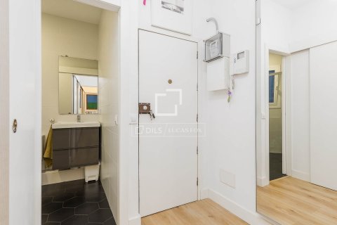 Аренда квартиры в Барселона, Испания 2 спальни, 60м2 №168303 - фото 23