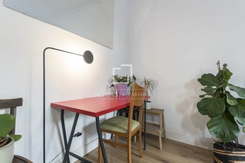 Аренда квартиры в Барселона, Испания 2 спальни, 60м2 №168303 - фото 6