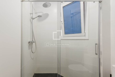 Аренда квартиры в Барселона, Испания 2 спальни, 60м2 №168303 - фото 25
