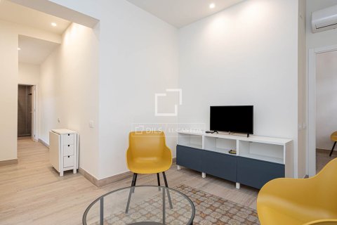 Аренда квартиры в Барселона, Испания 2 спальни, 70м2 №168302 - фото 2