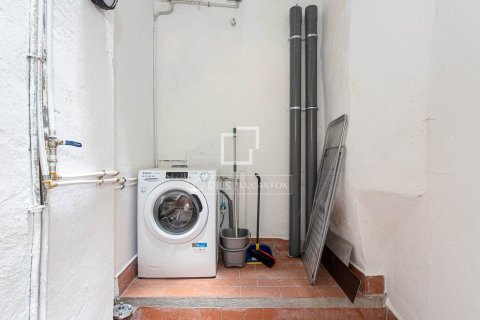 Аренда квартиры в Барселона, Испания 2 спальни, 70м2 №168302 - фото 23