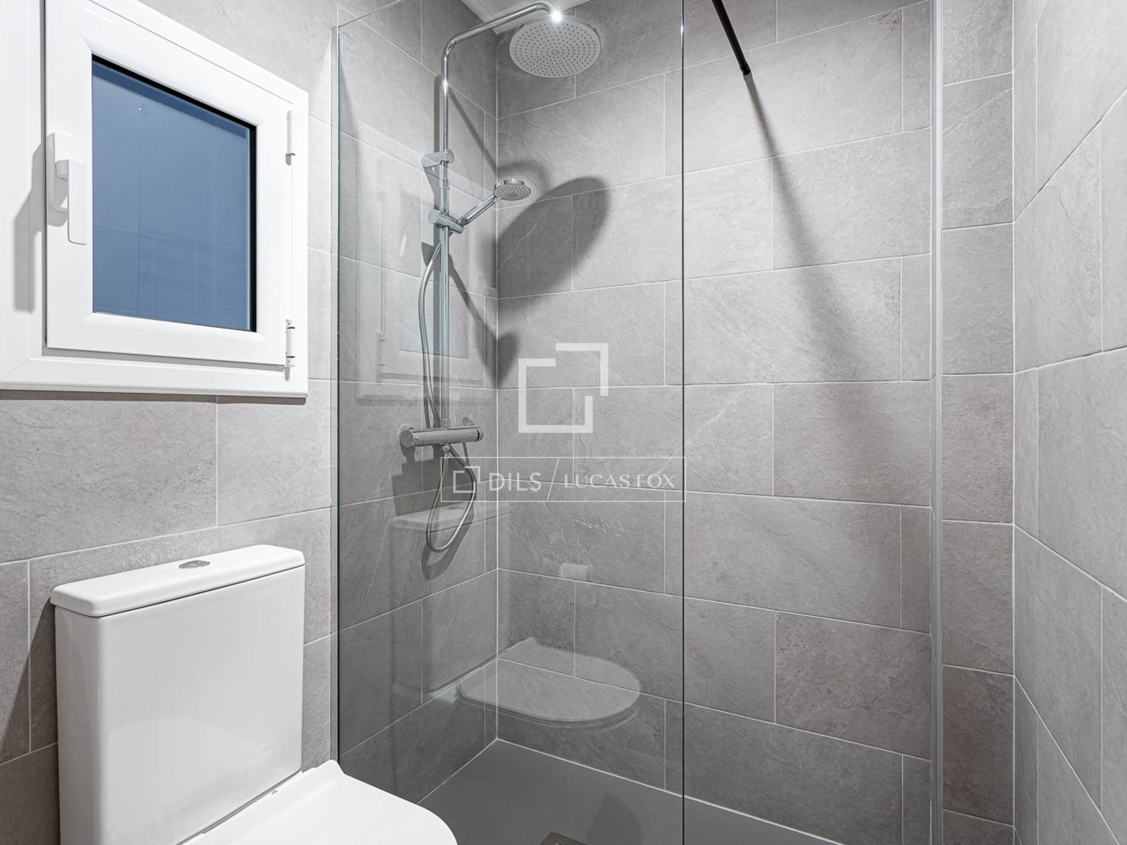 Wohnung in Barcelona, Spanien 2 Schlafzimmer, 70 m2 Nr. 168302