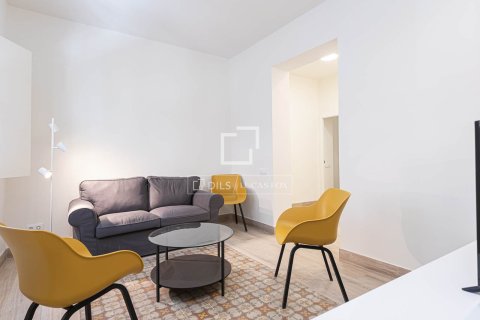 Аренда квартиры в Барселона, Испания 2 спальни, 70м2 №168302 - фото 4