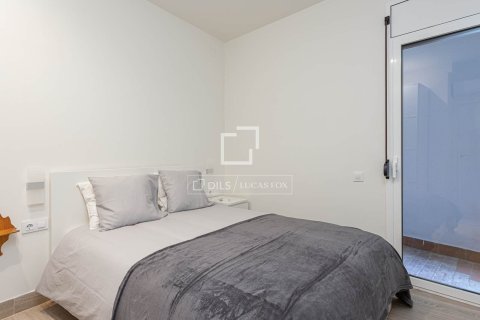 Аренда квартиры в Барселона, Испания 2 спальни, 70м2 №168302 - фото 18
