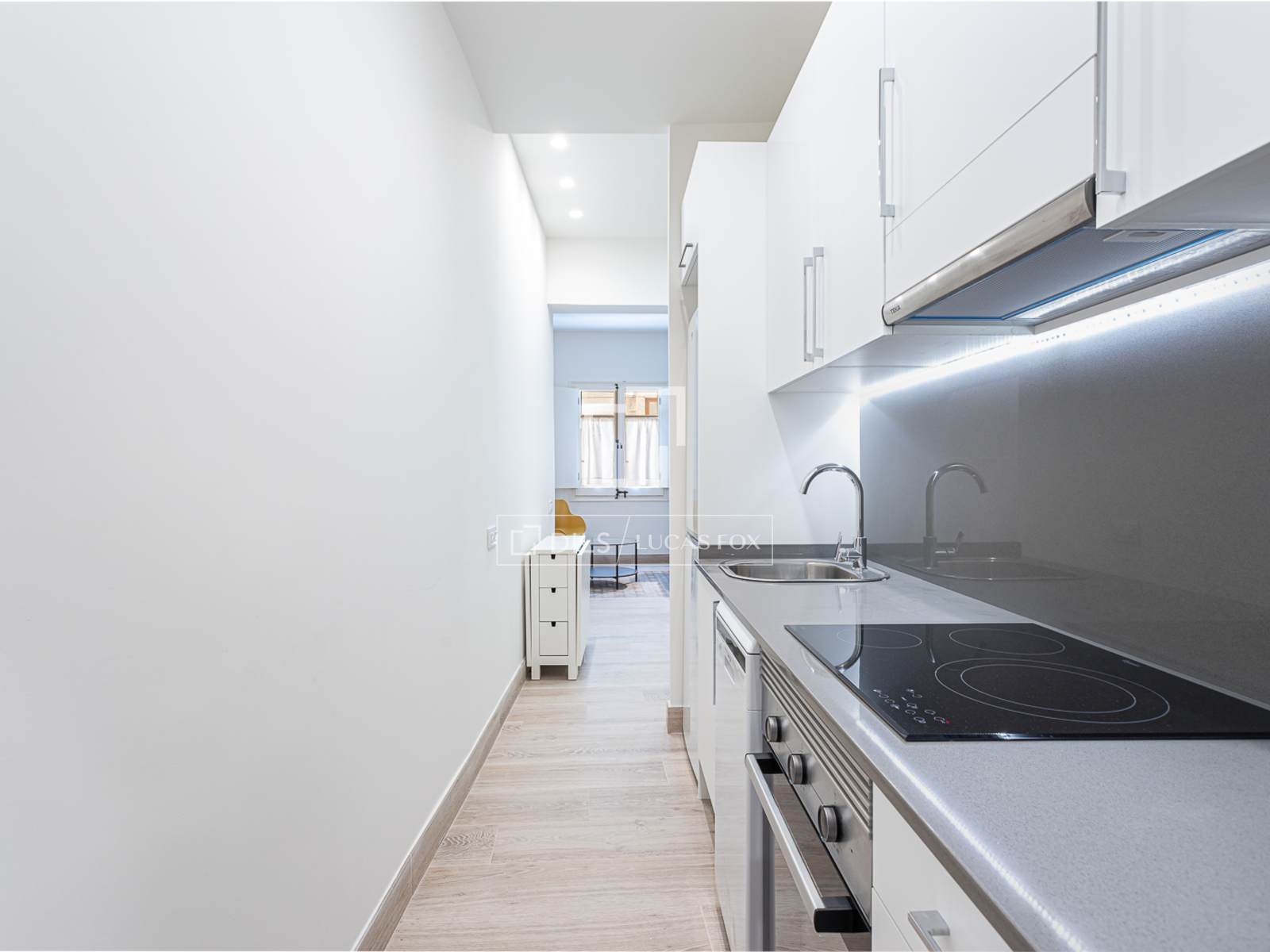 Wohnung in Barcelona, Spanien 2 Schlafzimmer, 70 m2 Nr. 168302