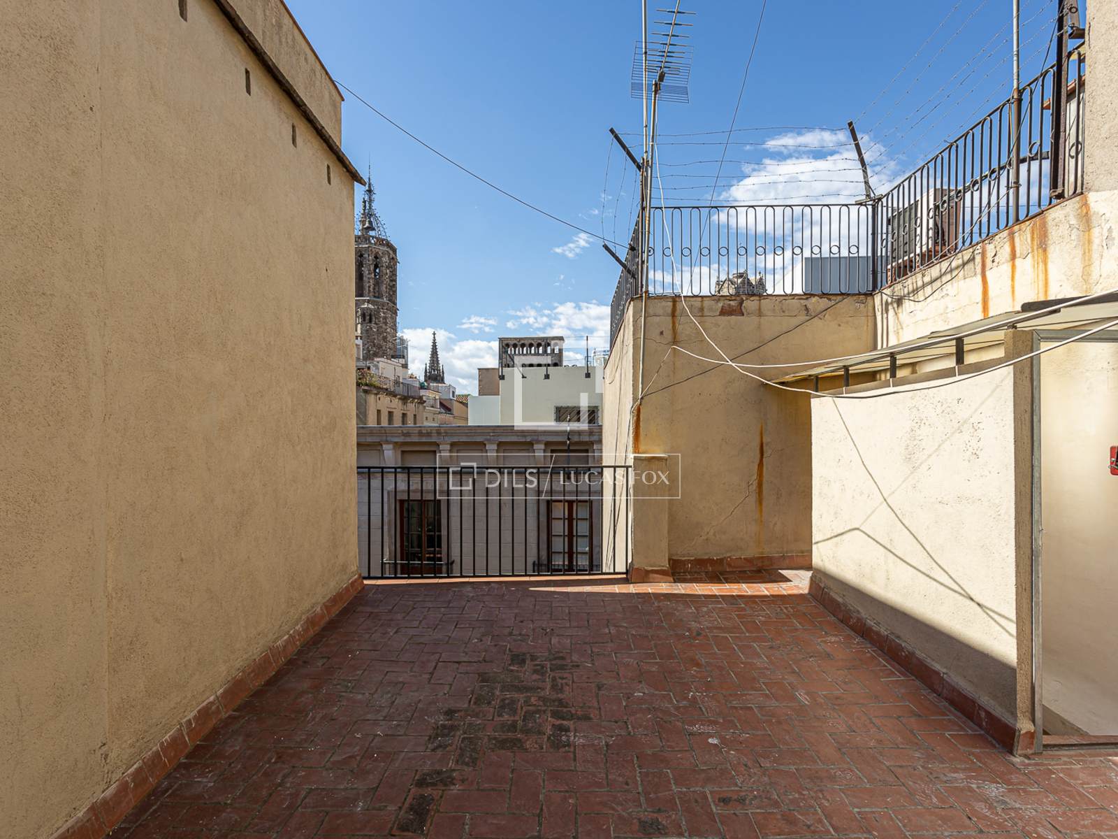 Wohnung in Barcelona, Spanien 2 Schlafzimmer, 70 m2 Nr. 168302