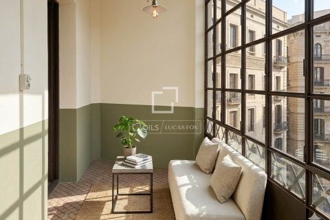Apartament w Barcelona, Hiszpania 4 sypialnie, 156 mkw. nr 168298 – zdjęcie 30
