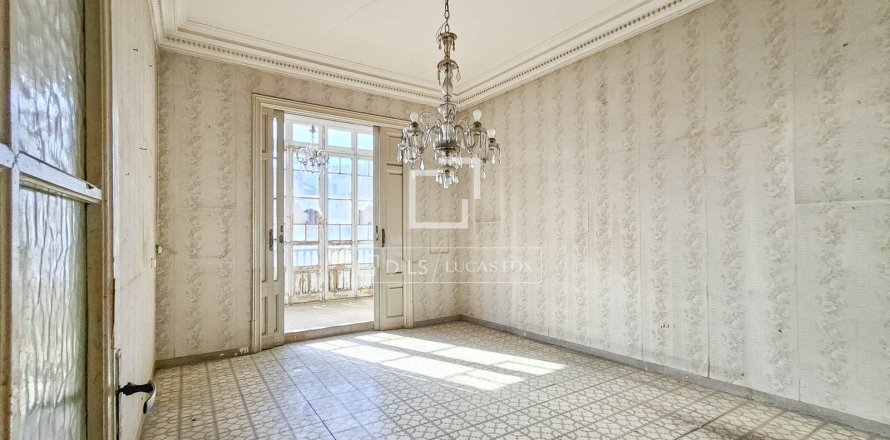 Dzīvoklis Barcelona, Spānijā 4 istabas, 156 m2 Nr. 168298