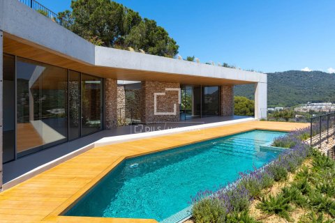 Villa en venta en Cabrils, Barcelona, España 5 dormitorios, 453 m2 No. 168297 - foto 2