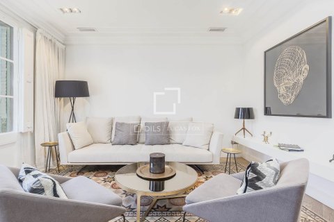 Wohnung zum Verkauf in Barcelona, Spanien 3 Schlafzimmer, 133 m2 Nr. 168299 - Foto 4