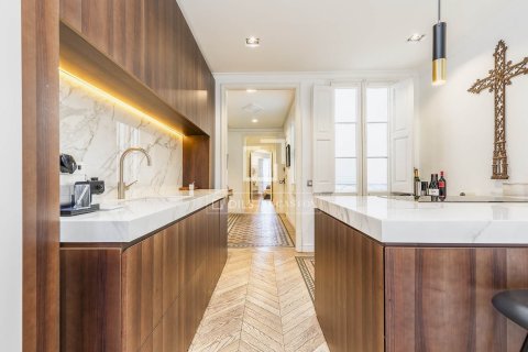 Wohnung zum Verkauf in Barcelona, Spanien 3 Schlafzimmer, 133 m2 Nr. 168299 - Foto 18