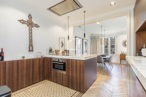 Wohnung zum Verkauf in Barcelona, Spanien 3 Schlafzimmer, 133 m2 Nr. 168299 - Foto 20