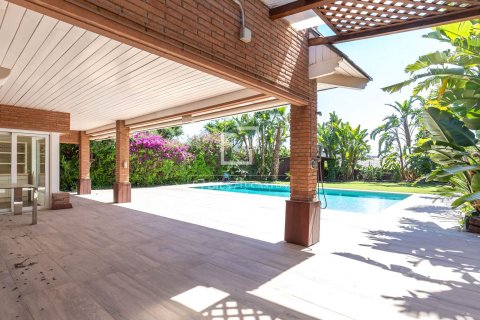 Villa en venta en Sant Just Desvern, Barcelona, España 3 dormitorios, 483 m2 No. 168300 - foto 26