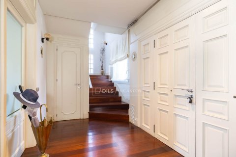 Villa en venta en Sant Just Desvern, Barcelona, España 3 dormitorios, 483 m2 No. 168300 - foto 9