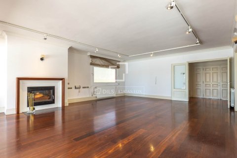 Villa en venta en Sant Just Desvern, Barcelona, España 3 dormitorios, 483 m2 No. 168300 - foto 18