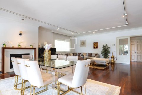 Villa en venta en Sant Just Desvern, Barcelona, España 3 dormitorios, 483 m2 No. 168300 - foto 17