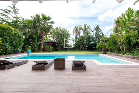 Villa en venta en Sant Just Desvern, Barcelona, España 3 dormitorios, 483 m2 No. 168300 - foto 4