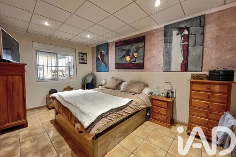 Talo myytävänä Villena, Alicante, Espanja, 11 makuuhuonetta, 470 m2 No. 152761 - kuva 19