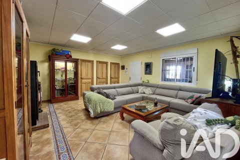 Talo myytävänä Villena, Alicante, Espanja, 11 makuuhuonetta, 470 m2 No. 152761 - kuva 18