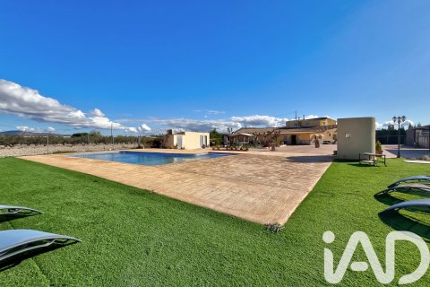 Talo myytävänä Villena, Alicante, Espanja, 11 makuuhuonetta, 470 m2 No. 152761 - kuva 2